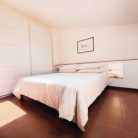 Apartment 5 Minutes From The Sea
